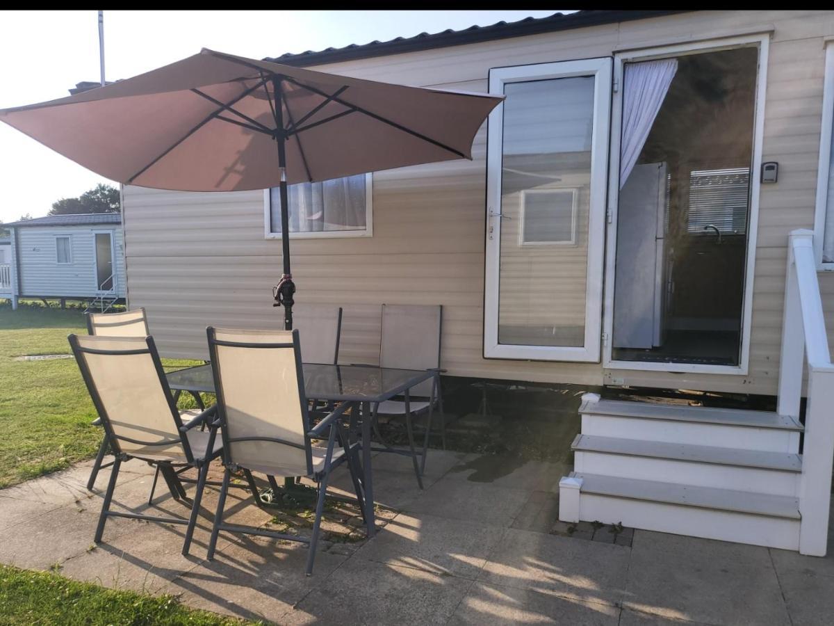 Vacation Escape - Valley Farm -Clacton-On-Sea - Holiday Park Exterior foto